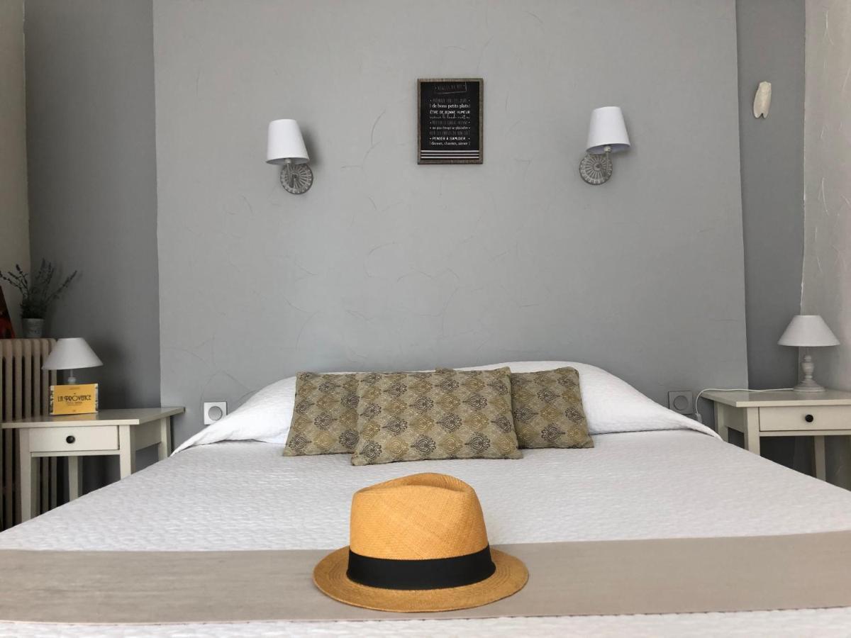 Hotel Le Flore Frejus Ngoại thất bức ảnh