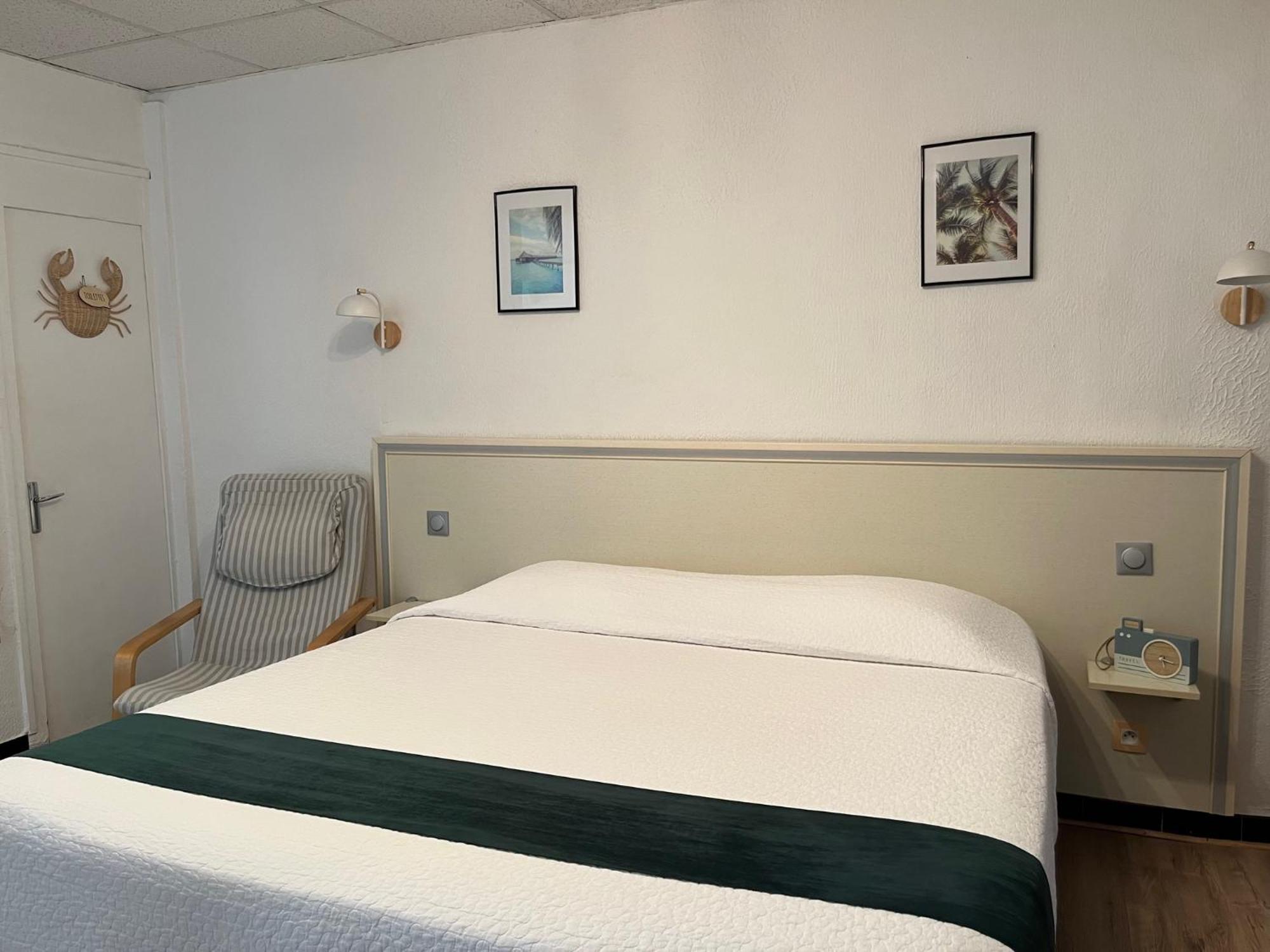 Hotel Le Flore Frejus Ngoại thất bức ảnh
