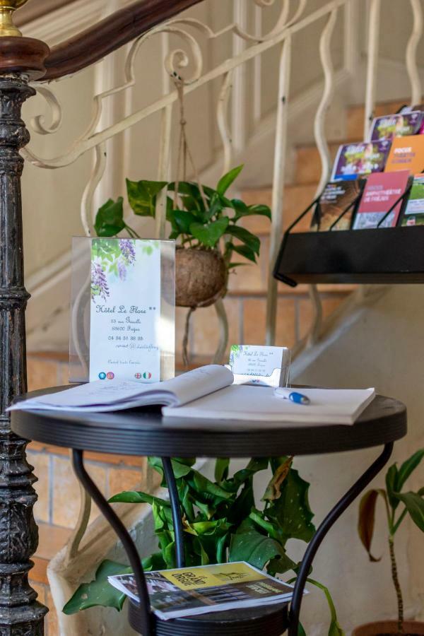 Hotel Le Flore Frejus Ngoại thất bức ảnh